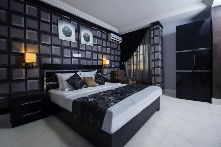 Luxury Suite