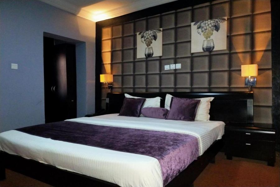Diamond Suite