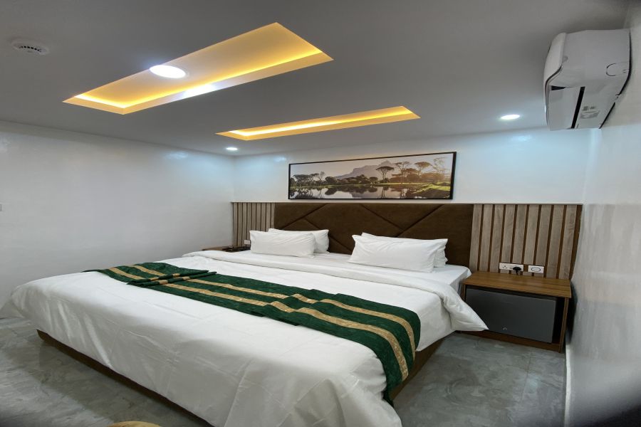 STANDARD ROOM