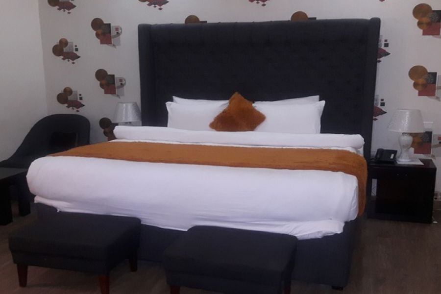 STANDARD ROOM