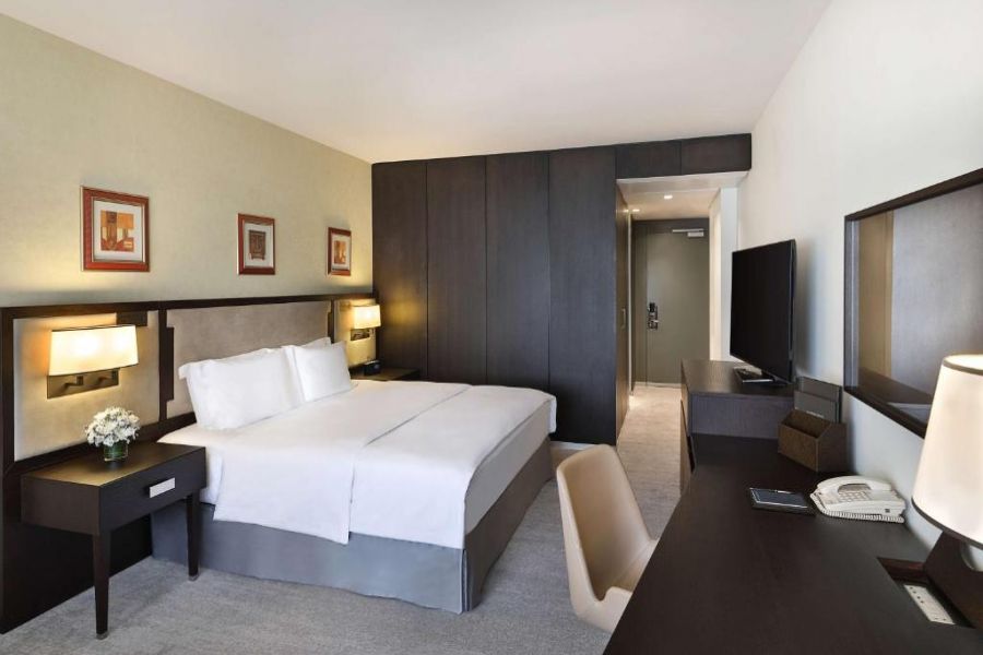 KING GUEST ROOM