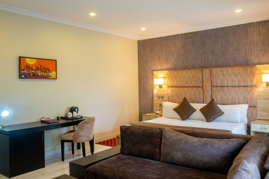 SUITE