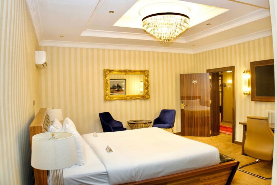 SUPER LUXURY ROOM