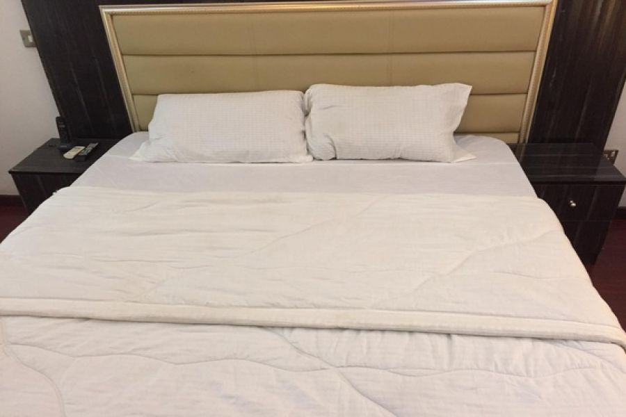 DELUXE ROOMS