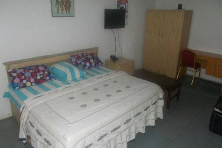 KINGS ROOM