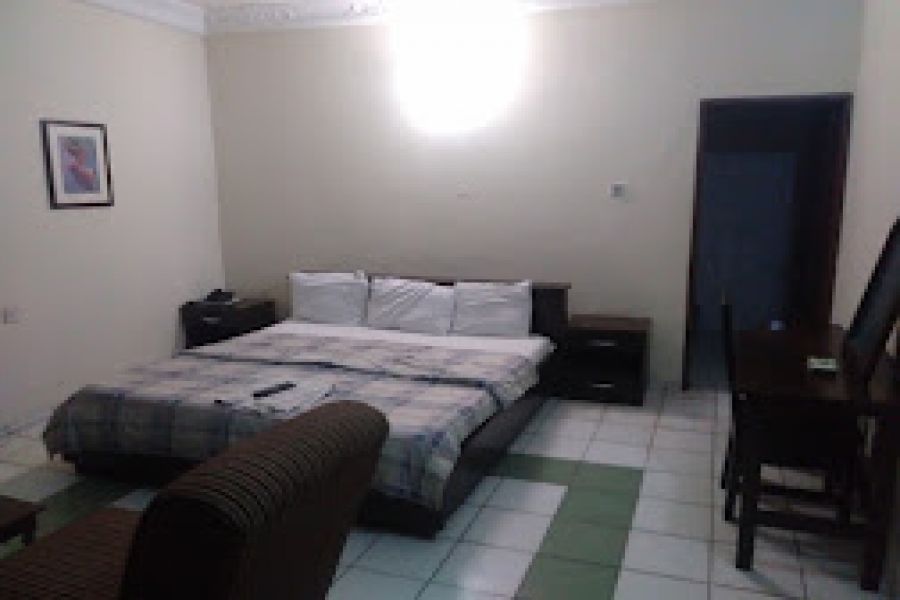 STANDARD ROOM