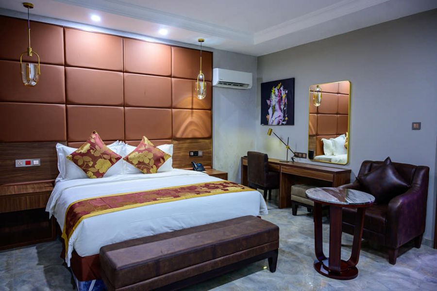 STANDARD ROOM