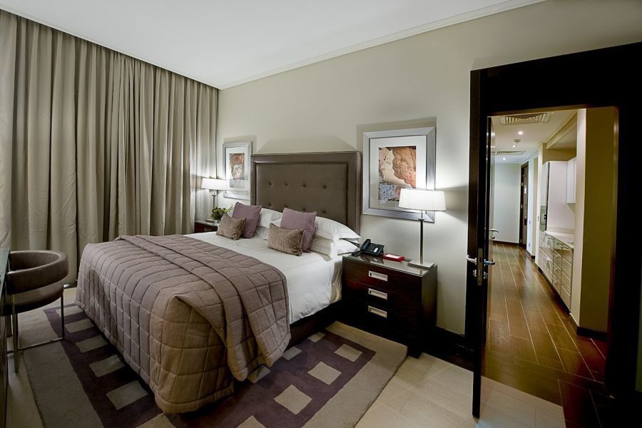 1 OF 2 BEDROOM APARTMENT